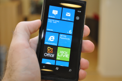 lumia 800 windows phone.jpg