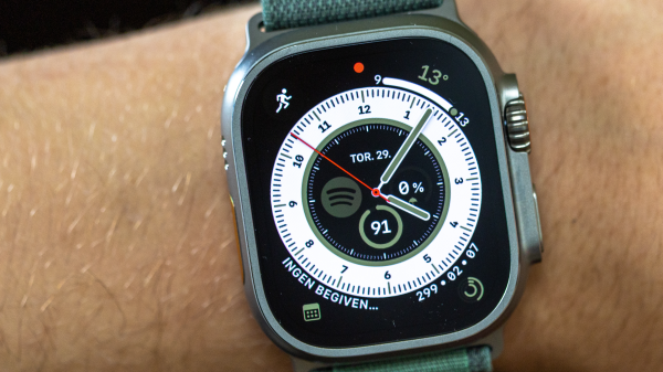 Cyclops forbrug smøre Test: Apple Watch Ultra overgår Apples andre ure med flere klasser -  Computerworld