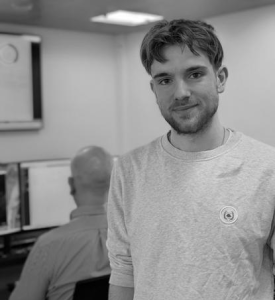 IT Confidence A/S har pr. 1. oktober 2025 ansat Johan Léfelius som it-konsulent. Han skal især beskæftige sig med med support, drift og vedligeholdelse af kunders it-miljøer samt udvikling af sikre og stabile løsninger. Han kommer fra en stilling som kundeservicemedarbejder hos Telia Company Danmark A/S. Han er uddannet (under uddannelse) som datatekniker med speciale i infrastruktur. Han har tidligere beskæftiget sig med kundeservice, salg og teknisk support.