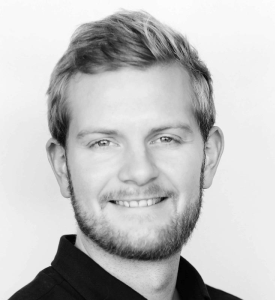 Danske Spil har pr. 1. oktober 2025 ansat Jesper Krogh Heitmann som Brand Manager for Oddset. Han skal især beskæftige sig med at udvikle og drive brandets strategi og sikre en rød tråd på tværs af alle platforme og aktiviteter. Han kommer fra en stilling som Marketing & Communications Manager hos Intellishore.