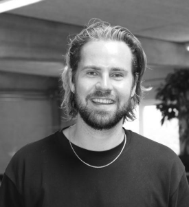 Sebastian Rübner-Petersen, 32 år, Juniorkonsulent hos Gammelbys, er pr. 1. september 2025 forfremmet til Kommunikationskonsulent. Han skal fremover især beskæftige sig med Projektledelse, kommunikationsstrategier og implementering af AI.