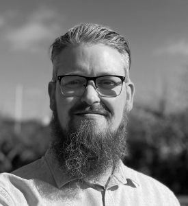 Lars Jul Jakobsen, chefkonsulent hos Region Nordjylland, har pr. 28. januar 2026 fuldført uddannelsen Master i it, linjen i organisation på Aarhus Universitet via It-vest-samarbejdet.