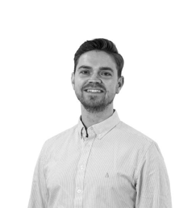 Renewtech ApS har pr. 1. februar 2026 ansat Mads Linné Kaasgaard, 31 år,  som Marketing Specialist. Han skal især beskæftige sig med med at løfte Renewtechs brand og kommunikation yderligere ud globalt. Han kommer fra en stilling som Marketing Manager hos Induflex A/S. Han er uddannet fra Aalborg Universitet og har en Cand. Merc. i Sprog & International Virksomhedskommunikation.