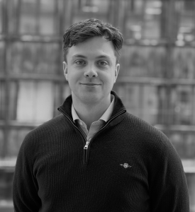 Immeo har pr. 1. marts 2026 ansat Theo Lyngaa Hansen som Consultant. Han kommer fra en stilling som Data Manager hos IDA. Han er uddannet i Business Administration & Data Science.