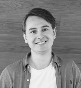 Pinksky ApS har pr. 1. maj 2026 ansat Jeppe Spanggaard, 29 år,  som Rådgivende konsulent, Partner. Han skal især beskæftige sig med Digitalisering med Microsoft-platformen. Han kommer fra en stilling som Microsoft 365 & SharePoint Specialist hos Evobis ApS.