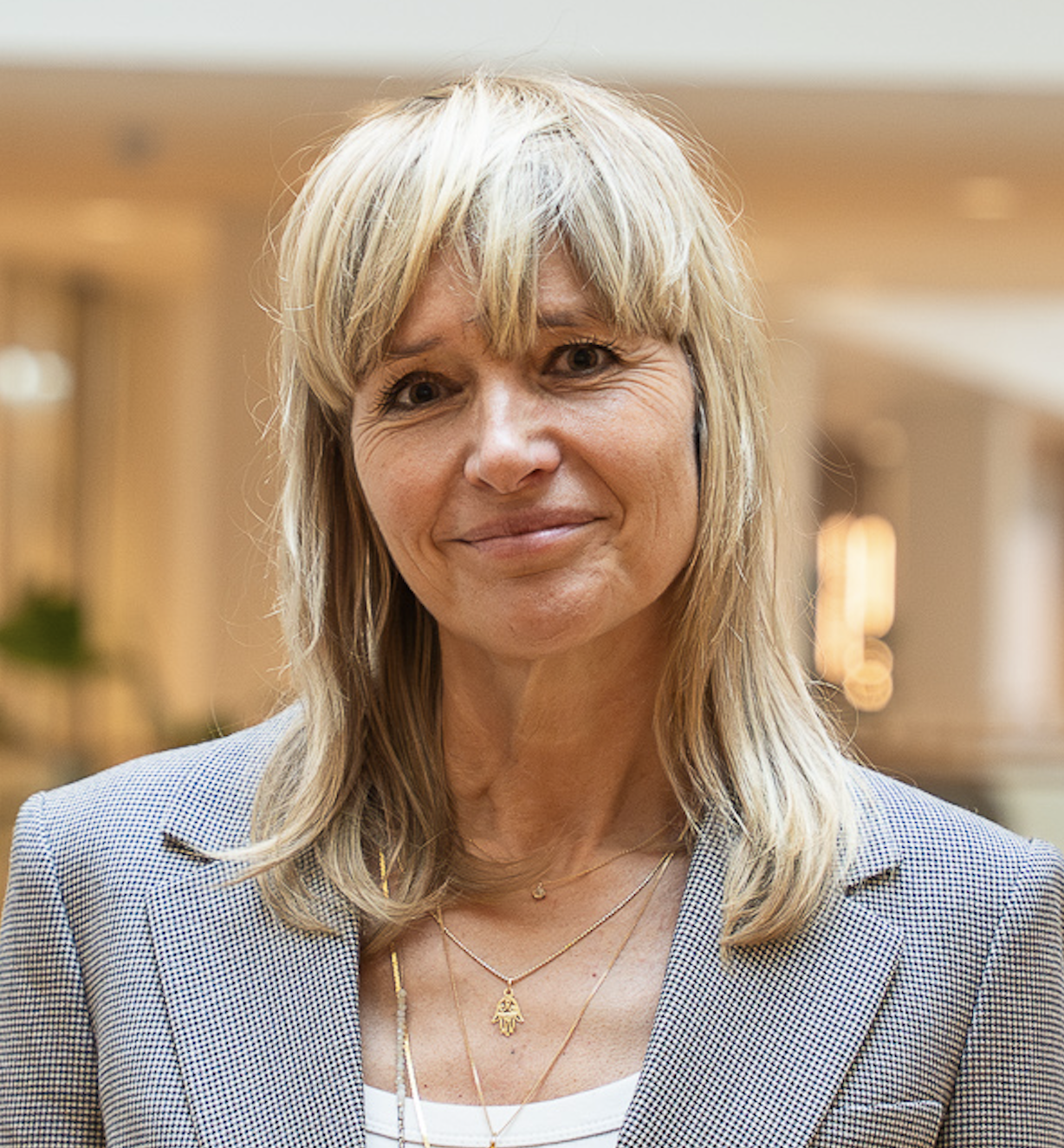 Katrine Bach
