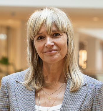 Katrine Bach