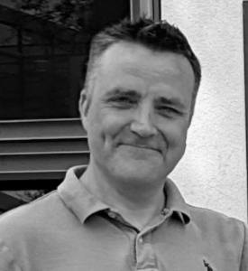 Allan Hougaard, der arbejder med softwareudvikling og -arkitektur hos Sparinvest, har pr. 30. juni 2026 fuldført uddannelsen Master i it, linjen i softwarekonstruktion på Aarhus Universitet via It-vest-samarbejdet.