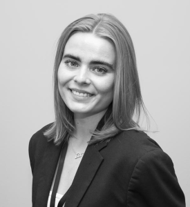 Norriq Danmark A/S har pr. 1. juni 2026 ansat Ida Laursen som Junior Consultant. Hun skal især beskæftige sig med at understøtte vores konsulenter med praktiske og analytiske opgaver på diverse kundeprojekter. Hun kommer fra en stilling som Webassistent hos PWT Group A/S. Hun er uddannet bachelor i International Virksomhedskommunikation og er i gang med en kandidat i IT-ledelse. Hun har tidligere beskæftiget sig med kommunikation og webindhold.