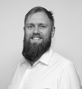 Norriq Danmark A/S har pr. 1. januar 2026 ansat Allan Kimmer Jensen som Lead Solution Architect. Han skal især beskæftige sig med at sikre vores kunder får en verdensklasse brugeroplevelse gennem stærk frontend-arkitektur og kodekvalitet. Han kommer fra en stilling som Freelance Consultant hos Remmik. Han er uddannet hos Center for Medie og Kommunikation, Roskilde.