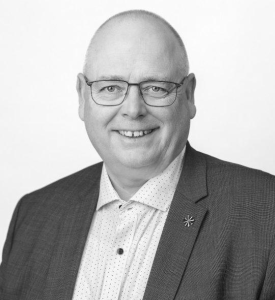 Genetec har pr. 1. august 2026 ansat Jan Julin som Channel Account Executive. Han skal især beskæftige sig med styrke samarbejdet med partnere og kunder i Danmark, Finland og Baltikum. Han kommer fra en stilling som Senior Business Development Manager hos Dahua Technology. Han har tidligere beskæftiget sig med videoovervågning, adgangskontrol, sikkerhedsteknologi, salg og forretningsudvikling.