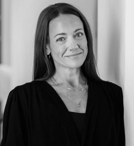 Softwarevirksomheden Idura, som udvikler løsninger til digital identifikation og autentifikation, har pr. 1. august 2026 ansat Maria Binger, 44 år,  som CFO. Hun skal især beskæftige sig med den finansielle styring i takt med Iduras vækst i Danmark og internationalt med fokus på blandt andet forecasting. Hun kommer fra en stilling som Director Business Finance hos Danelec. Hun er uddannet cand.merc.aud. fra Copenhagen Business School. Hun har tidligere beskæftiget sig med finance hos Agillic, Cobham SATCOM og Saxo Bank.