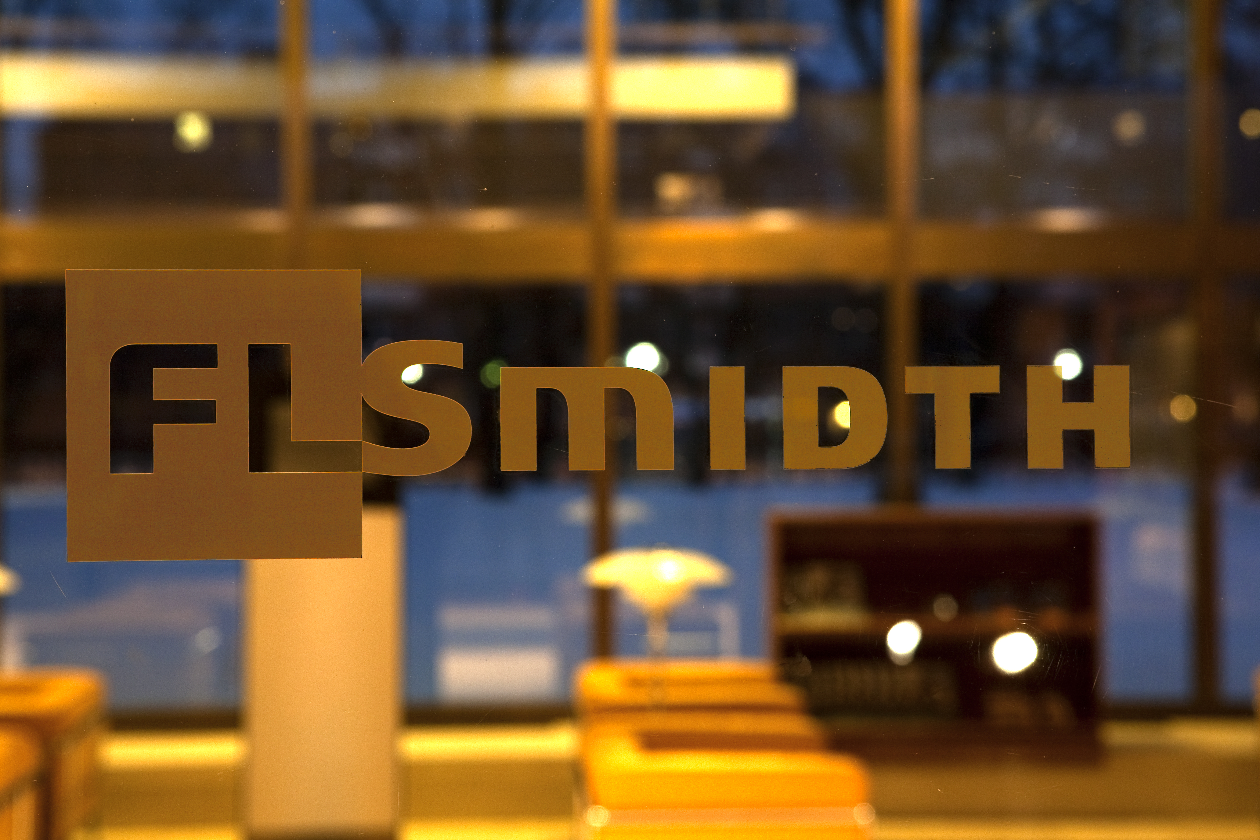 FLSmidt logo